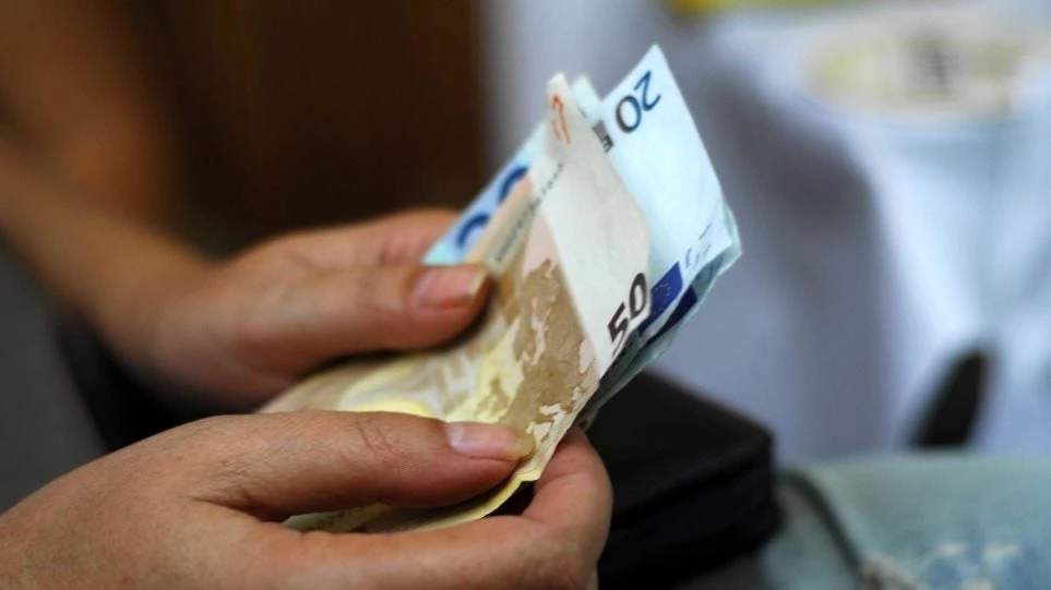 Ποιοι κινδυνεύουν να χάσουν το κοινωνικό μέρισμα από τα λάθη του ΥΠΟΙΚ
